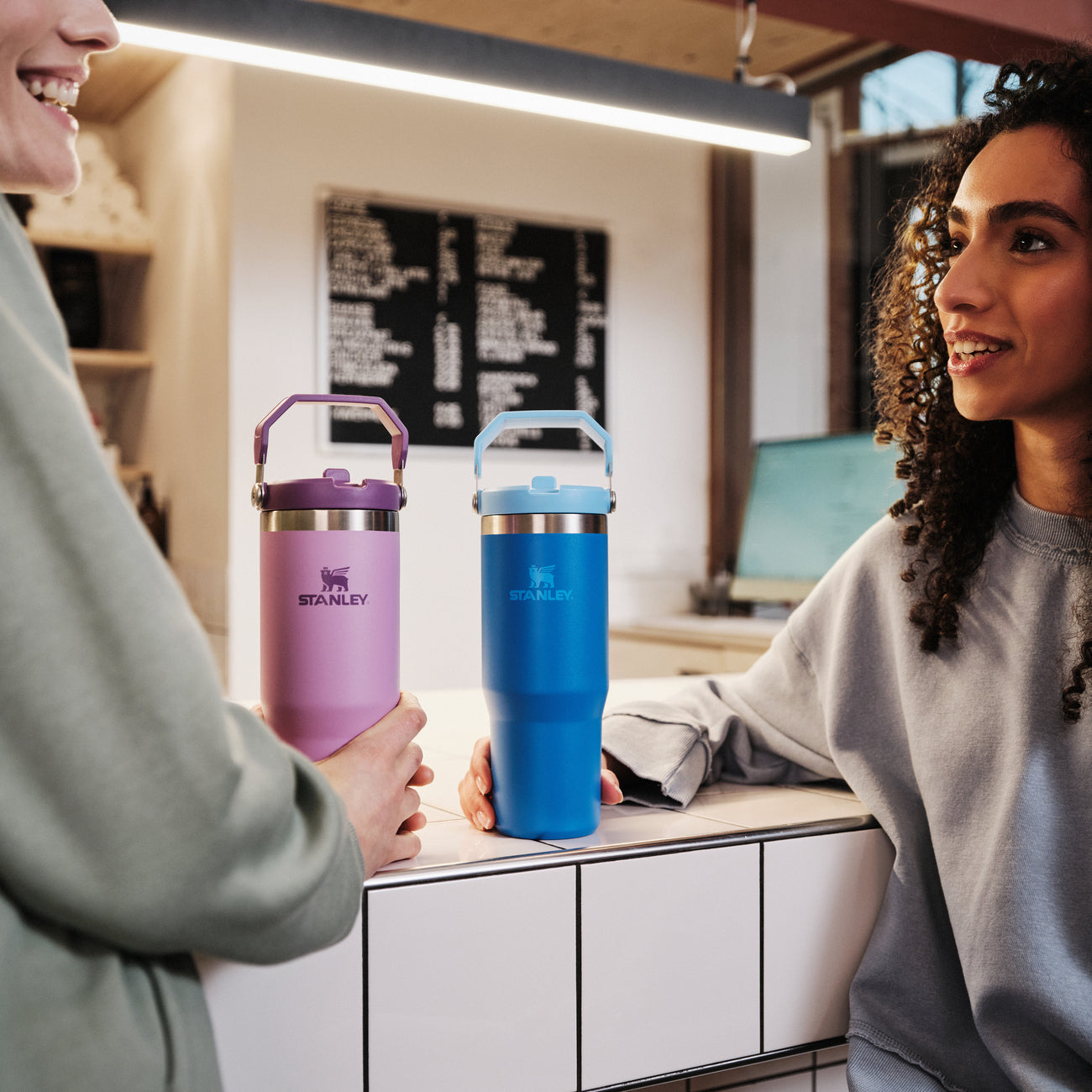 Iceflow™ Flip Straw Tumbler | 0.89L - Ѕtаnlеу Create