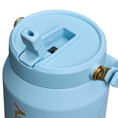 Messi x Ѕtаnlеу 1913 IceFlow™ Flip Straw Jug | 1.9L